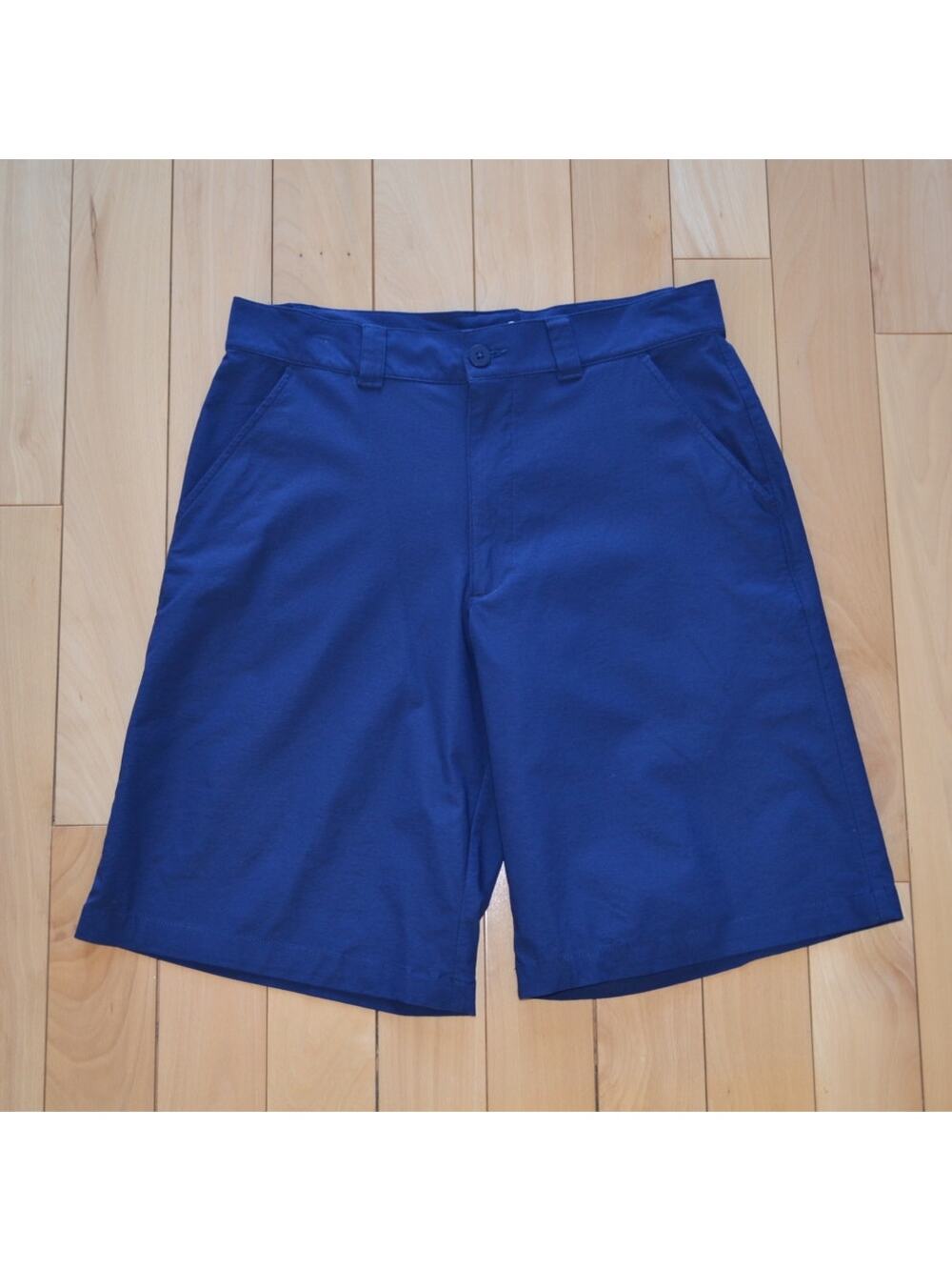 Under Armour Blue Shorts Size 32